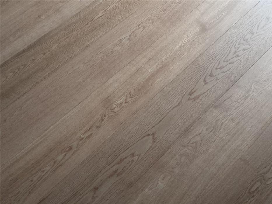 Old oak natural color engineered flooring