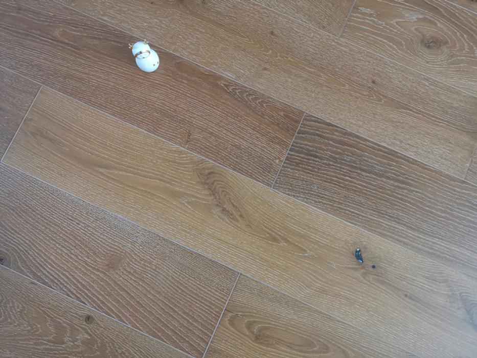 European Oak white washed yellow color engineered flooring